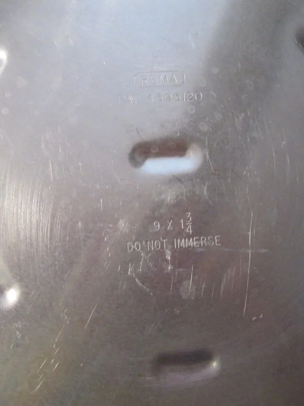 Vtg Rema Insulated wall round cake pan 9 in 1.3/4 D